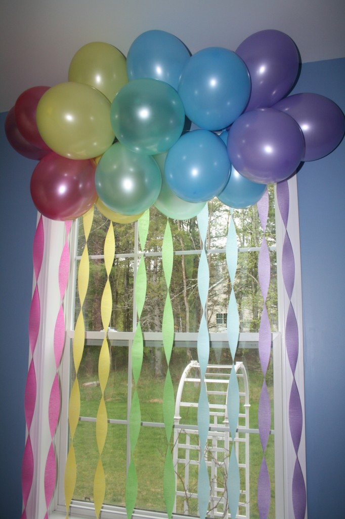 Balloon and Streamer Decoration