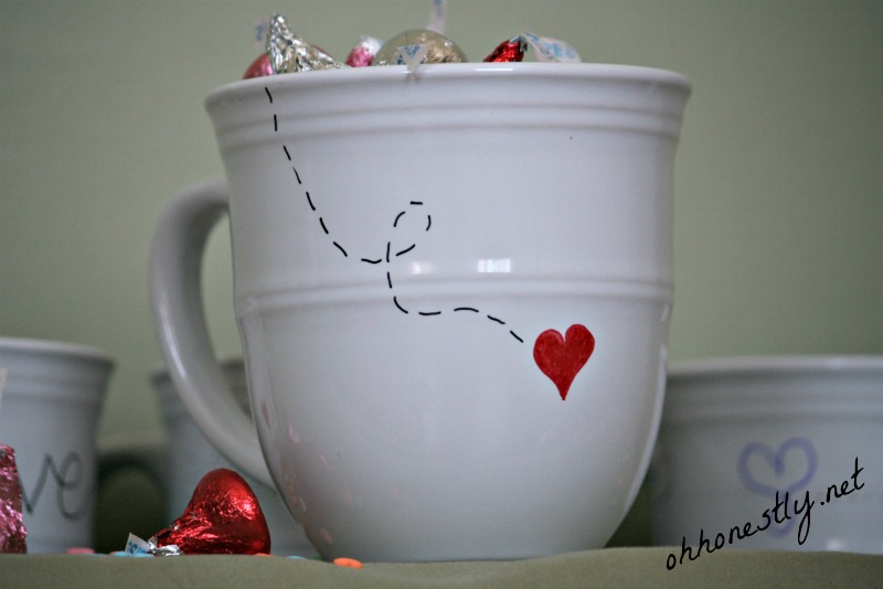DIY Sharpie Mugs Valentine's Day